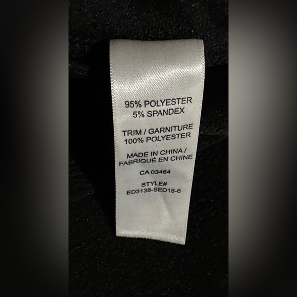 ✨NWT✨ Ricki's: Women’s Sleeveless Top- Size Small - Picture 7 of 8